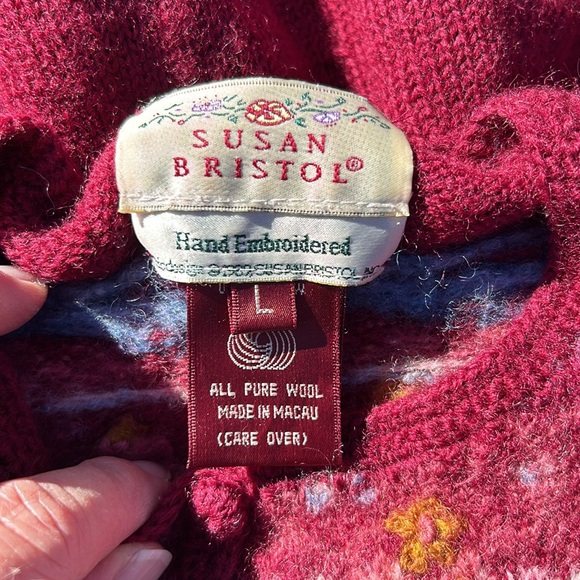 Vintage Susan Bristol Pure Wool Hand Embroidered Sweater Cardigan Burgundy L - Picture 15 of 17